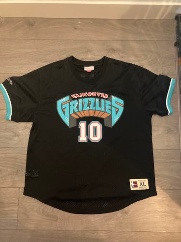 Vancouver Grizzlies Mitchell and Ness Mike Bibby Baseball Jersey