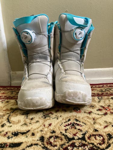Kid's Burton All Mountain Grom Snowboard Boots
