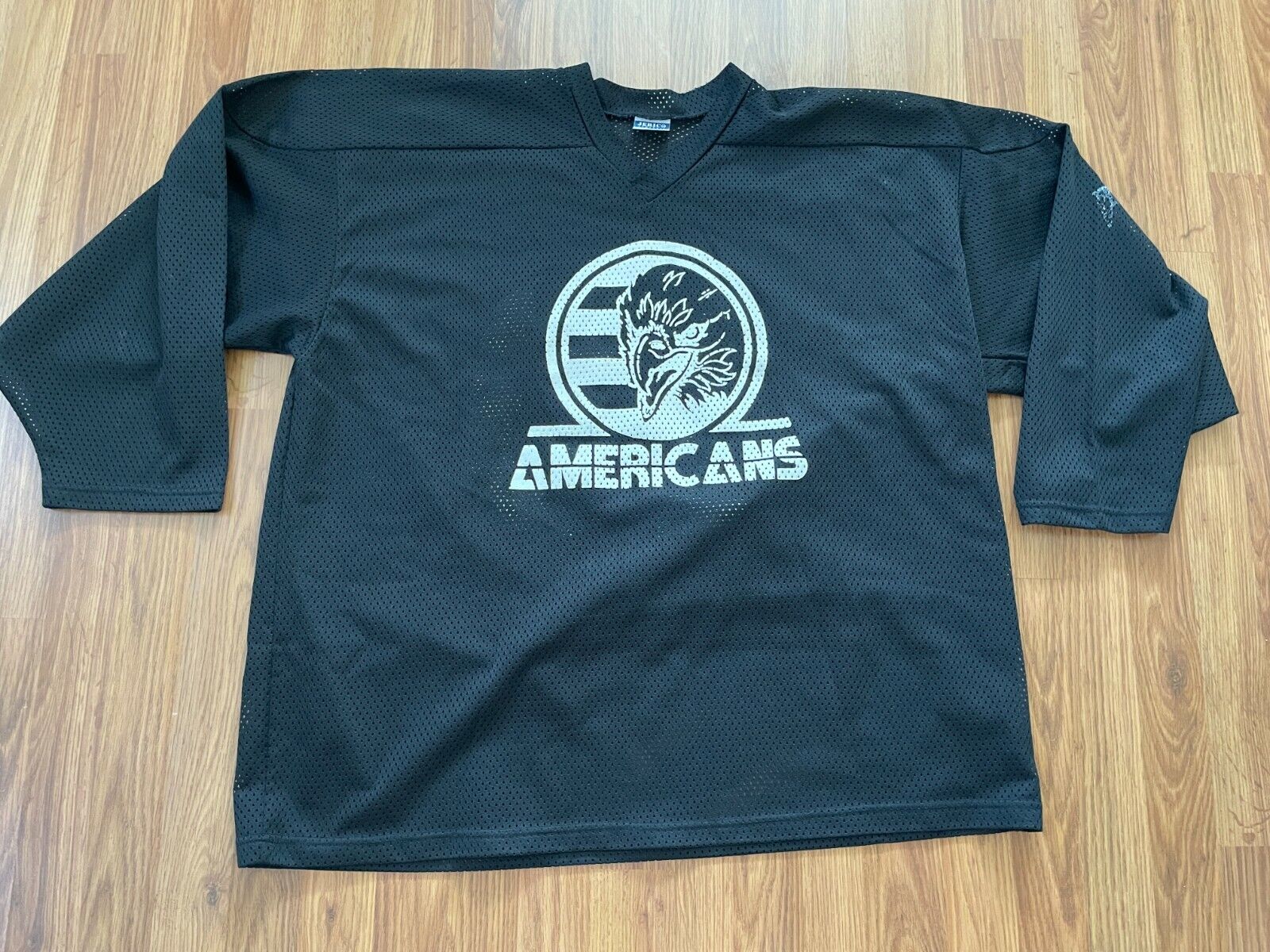 Tri City Americans 10 WHL HOCKEY VINTAGE Size XXL 2XL Practice Hockey