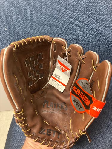 Brand New with tags Zett Glove-12.5’ RHT