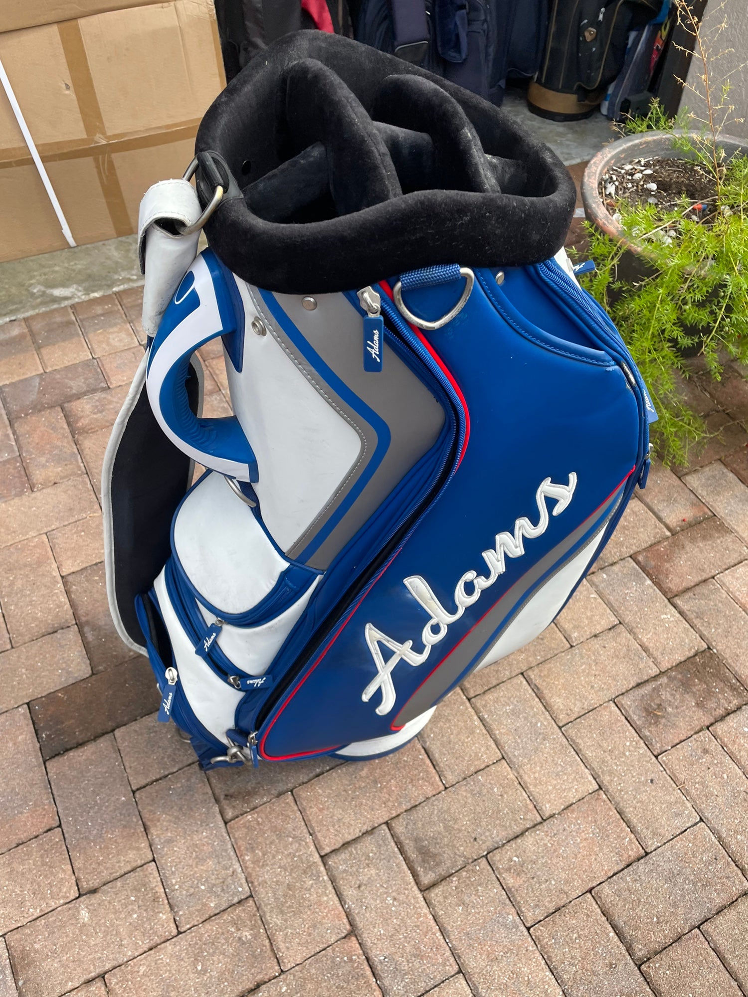 Adams Golf Bags for sale | New and Used on SidelineSwap
