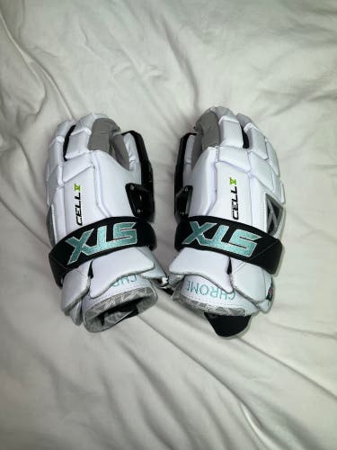 New Goalie STX large Cell IV Lacrosse Gloves