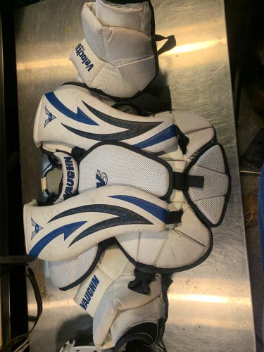 Used Medium Vaughn Velocity V5 Goalie Chest Protector