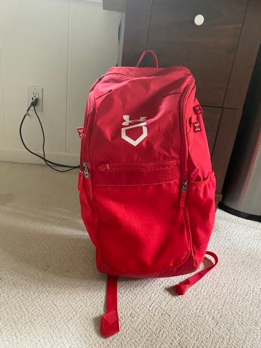 Used Under Armour Bat Bag