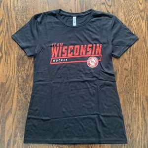 NEW - Women’s Tri-blend Tshirt. Team Wisconsin Hockey Logo. Multiple Sizes Available.