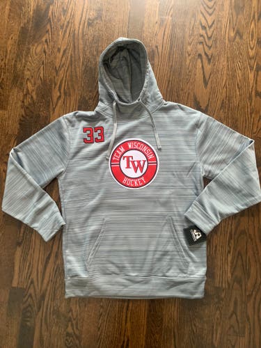 NEW - Hoody Team Wisconsin Size Large #33