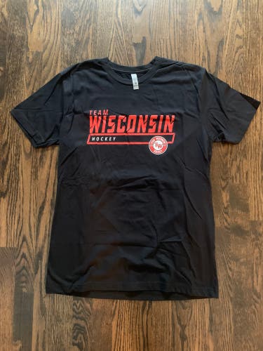 NEW- Team Wisconsin Logo T-shirt Multiple Sizes Available S, M, L, XL