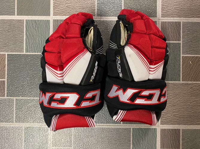 CCM Tacks 7092 Hockey Gloves- 14" USED