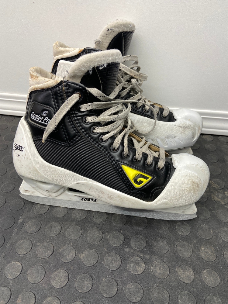 Used Graf Regular Width Size 8 Hockey Goalie Skates
