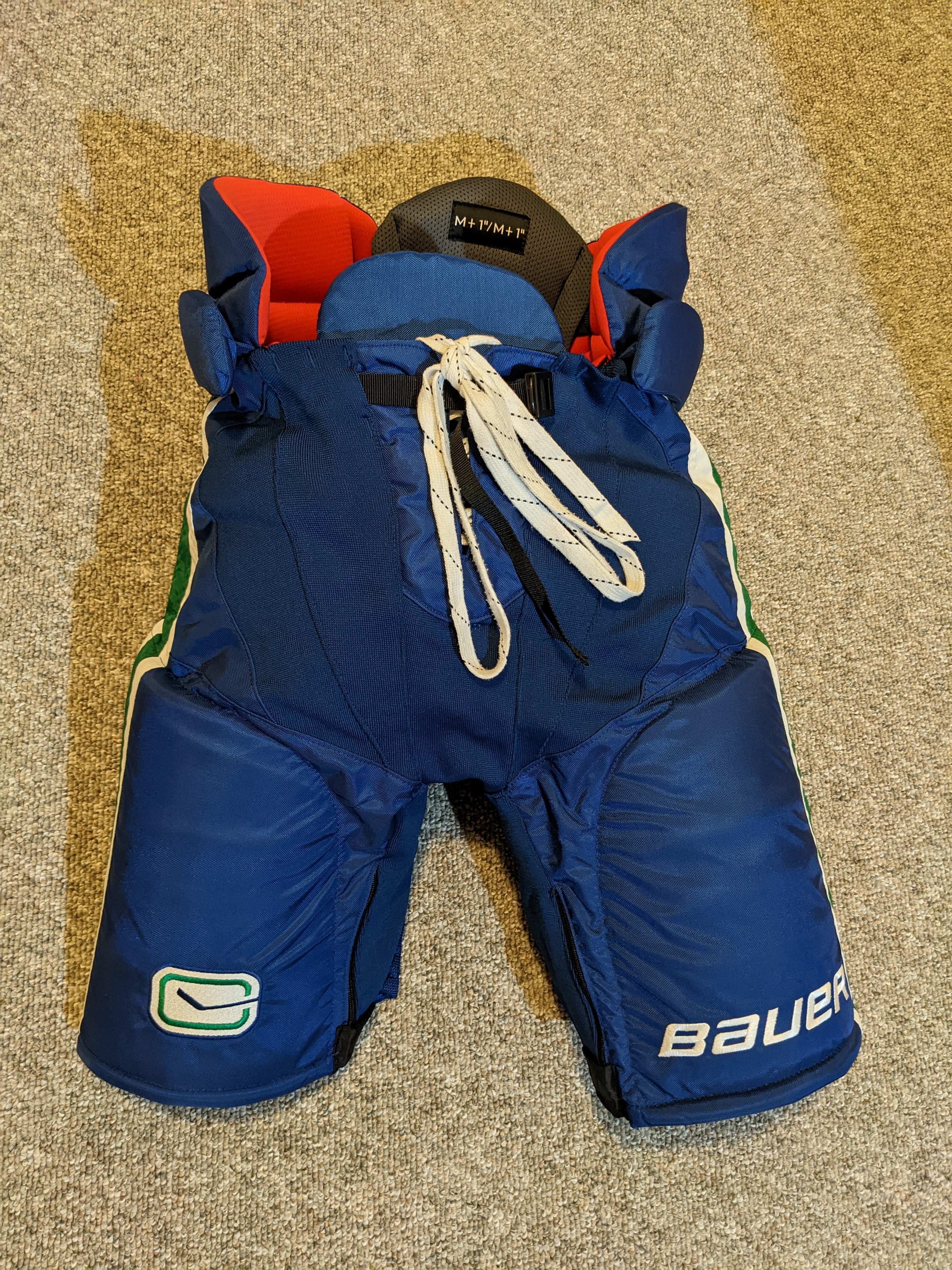 新品 Vancouver Canucks Pro Bauer パンツ | www.esn-ub.org