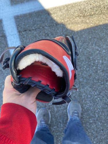 Used Right Hand Throw 12" Small batch Baseball Glove