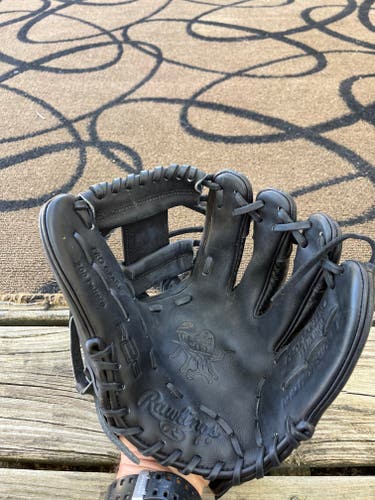 Used Rawlings Right Hand Throw Infield Heart of the Hide Baseball Glove 11.5"