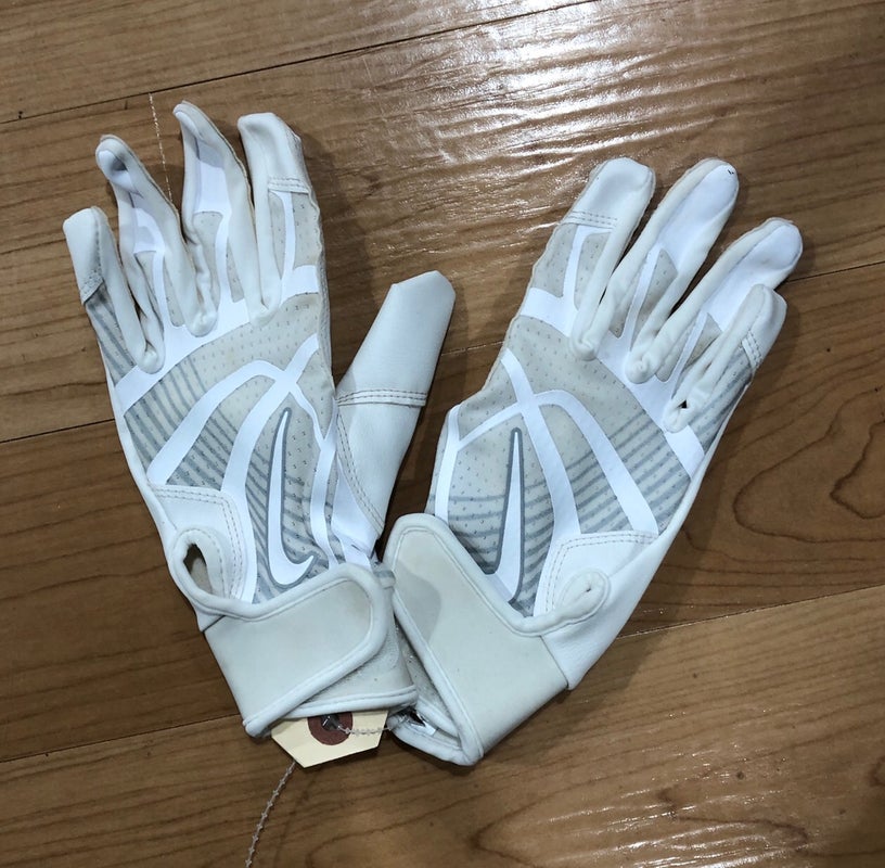 Nike, Accessories, Nike Pgf90 Vapor Jet 50 Receiver Football Gloves  Kansas City Chiefs Nfl Kc 4xl