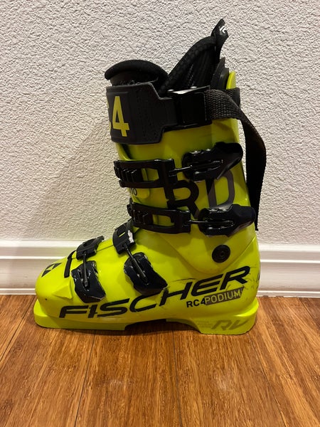 Fischer RC4 Pro LV Ski Boots 2024 - 25.5