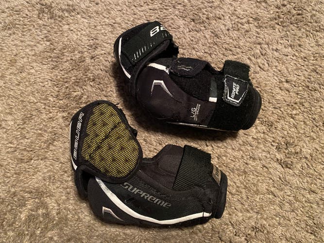 Used Junior Large Bauer Supreme Ignite Pro Elbow Pads