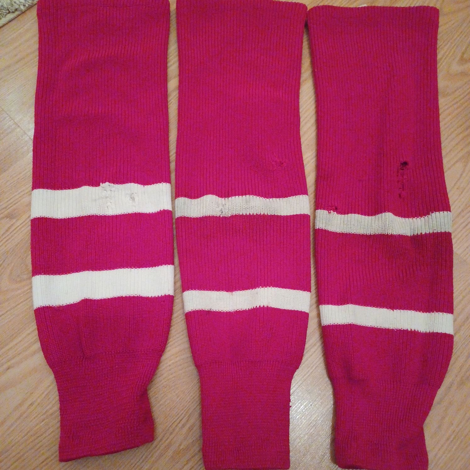 Red Senior Used Medium Socks