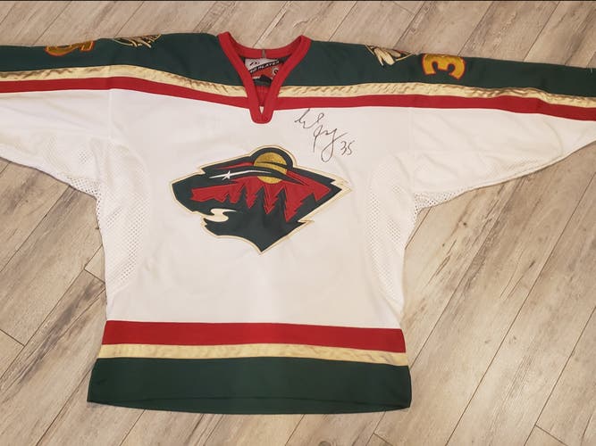 Wild minnesota jersey goalie large manny fernandez