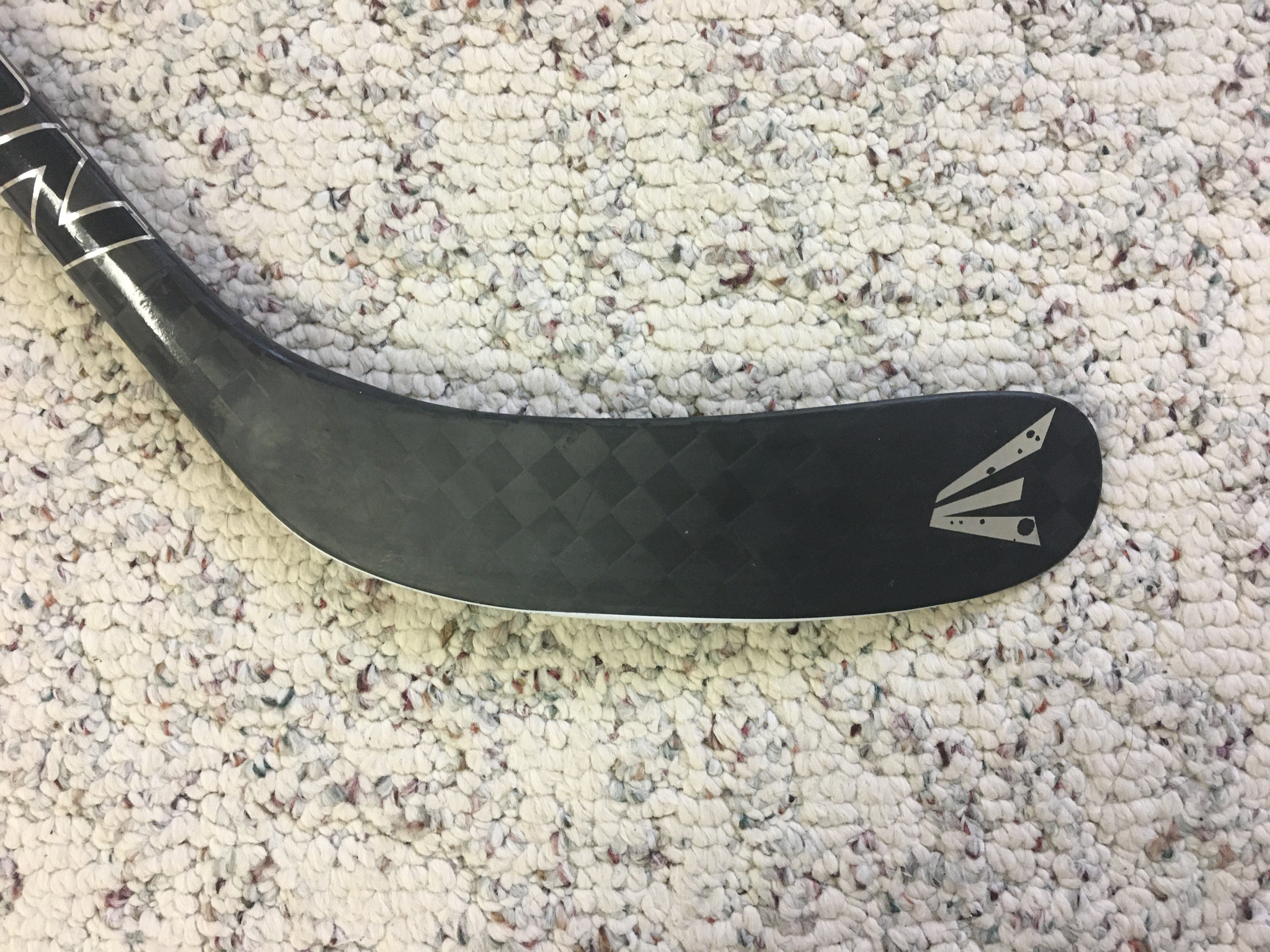 Easton Stealth C7.0 E36 RH Used Senior Hockey StickHockey Stick Mid Pattern