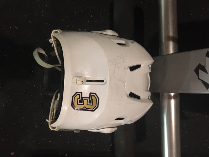 Used Medium Bauer  Re-Akt Helmet