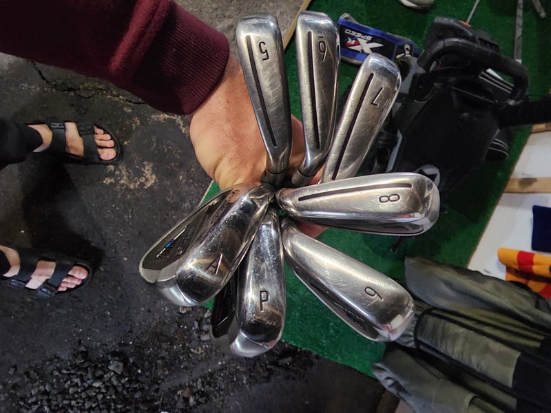 Used MENS TaylorMade Left Hand SIM2 MAX Iron Set Stiff Flex 7 Pieces Steel Shaft