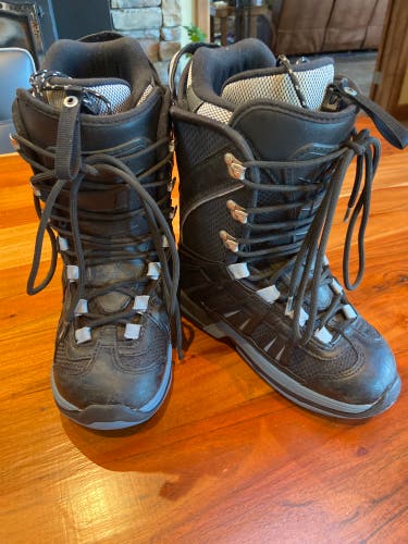 Northwave Used Size 4.5 Snowboard Boots