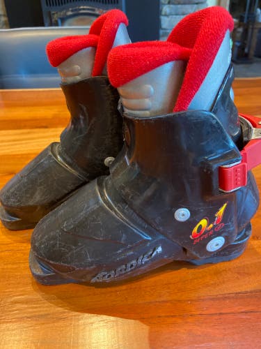 Youth Nordica Ski Boots Size 12