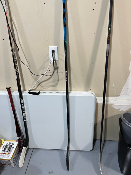 Senior Right Handed P92M Nexus Geo Hockey Stick
