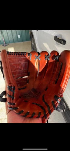Pitcher's 12" EQT Baseball Glove