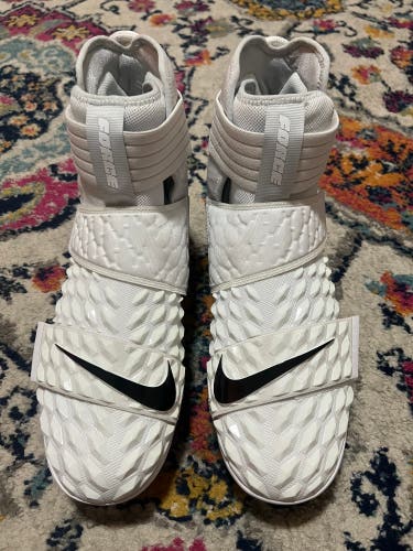 NIKE Men's Size 12 High Top Force elite