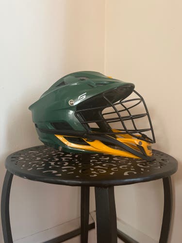 Player's Cascade S Helmet