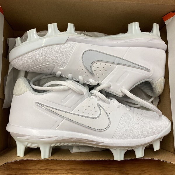 Nike Youth Baseball Cleats Size 4.5Y