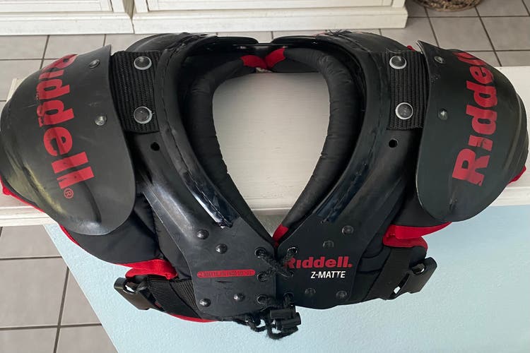 Riddell z-matte xs shoulder pads