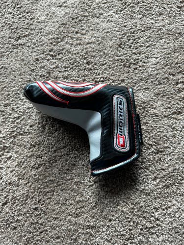 Odyssey O-Works Blade Putter Cover