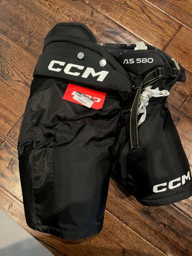 Junior New Medium CCM Tacks Hockey Pants