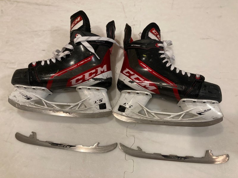 Intermediate Used CCM JetSpeed Xtra Pro Plus Hockey Skates Wide Width Size 6.5