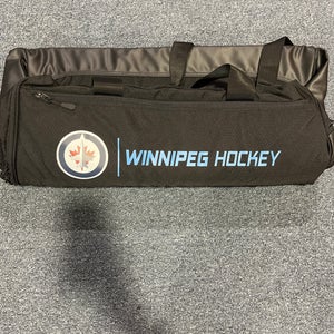 New Fanatics Winnipeg Jets NHL Duffle Bag