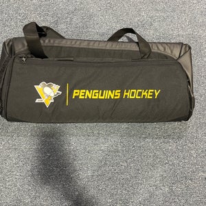 New Fanatics Pittsburgh Penguins NHL Duffle Bag