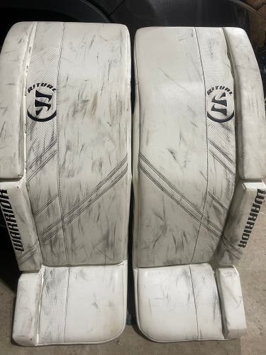 Used 33" Warrior Ritual G5 Goalie Leg Pads