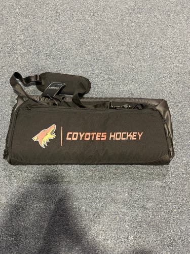 New Fanatics Arizona Coyotes NHL Duffle Bag