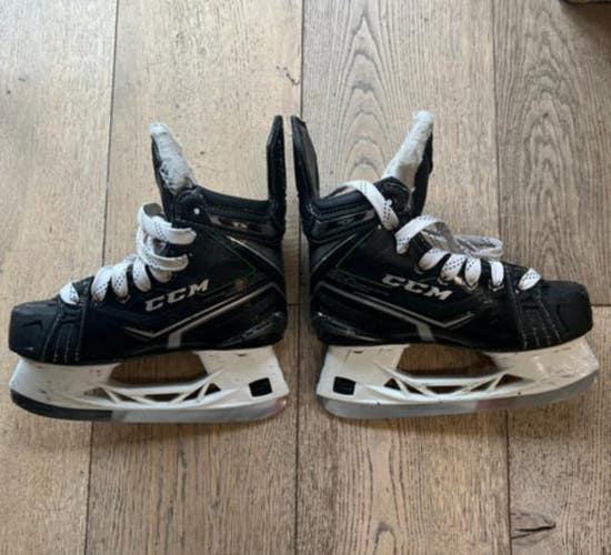 CCM RibCor 90K - junior size 1.5