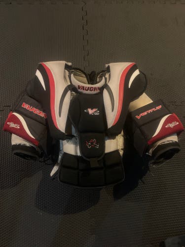 Used Small Vaughn  Ventus LT60 Goalie Chest Protector
