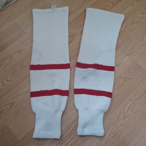 White Used Medium Socks