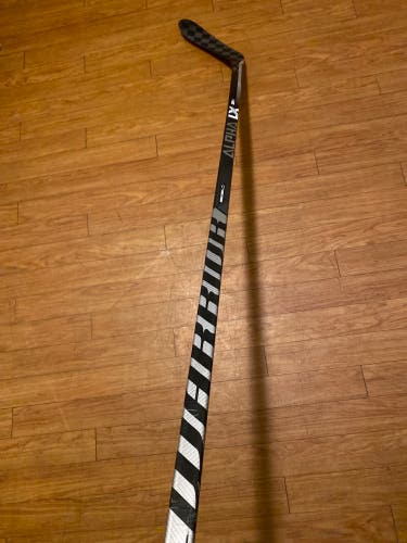 Senior Left Hand W28 Pro Stock Covert qr5 pro Hockey Stick
