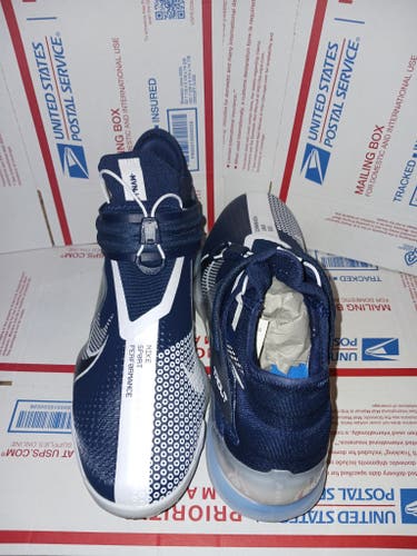 Nike Force Zoom Trout 7 Size 10