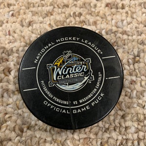 2011 Winter Classic Official NHL Game Puck