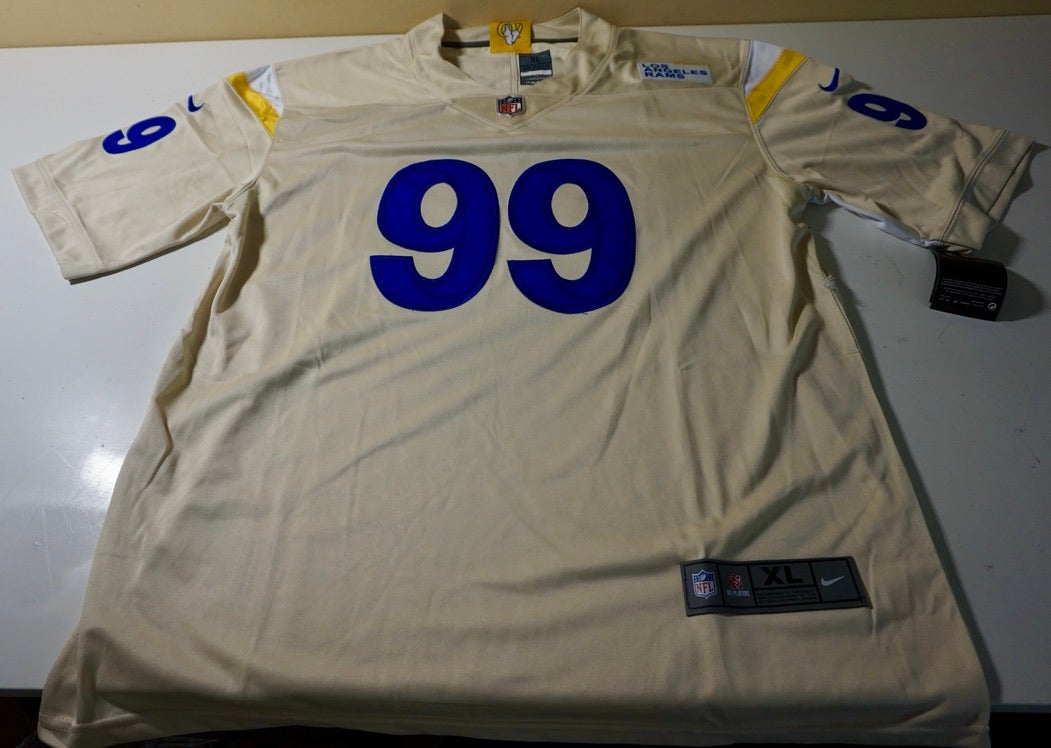 Los Ángeles Dodgers White Jersey Betts 50 for Sale in Las Vegas