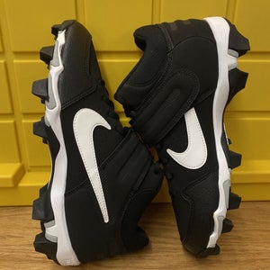 Nike Men 8.5 Cleats Athletic Shoes Baseball Football Black Alpha Huarache Swoosh