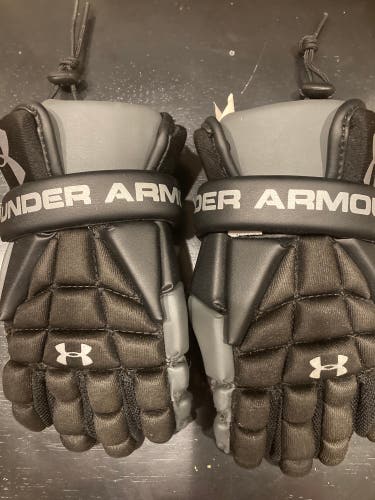 New Player's Under Armour 9" Command Lacrosse Gloves