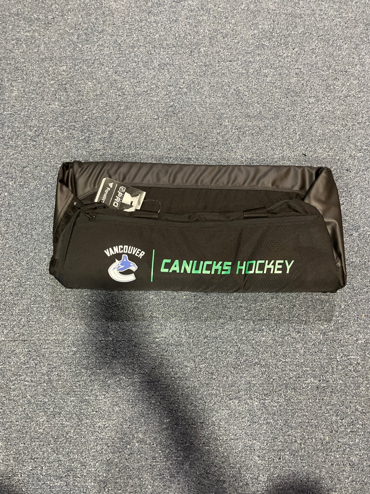 New Fanatics Vancouver Canucks NHL Duffle Bag