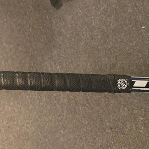 Intermediate Right Handed TC2.5  AX9 Hockey Stick